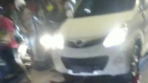 Avanza yang melindas anggota polisi di Kupang, Rabu (19/4/2023) malam.