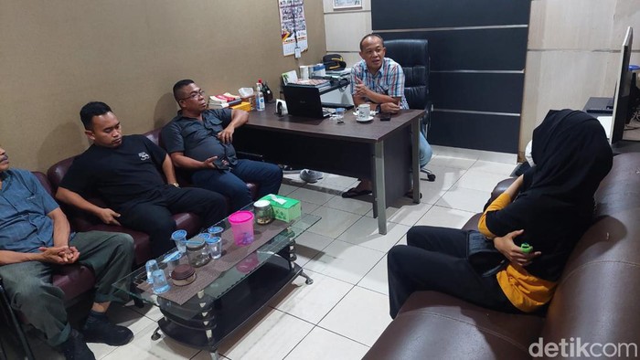 Proses damai di kasus wanita peras anggota DPRD Sulsel di Polrestabes Makassar.