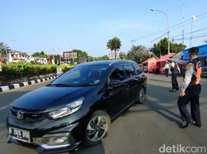 Gage Berlaku di Puncak Bogor, Kendaraan Pelat Genap Diputar Balik