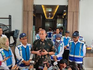 Sidak Tol Japek, Andre Rosiade Apresiasi Jasa Marga-Polri Hadapi Mudik