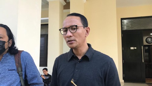 Wali Kota Mataram Mohan Roliskana di Pendopo Wali Kota Mataram, NTB, beberapa waktu lalu.