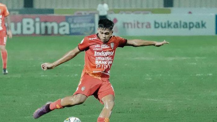 Winger Bali United Rahmat Arjuna.