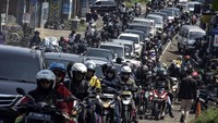 H-2 lebaran, volume kendaraan pemudik terpantau padat.