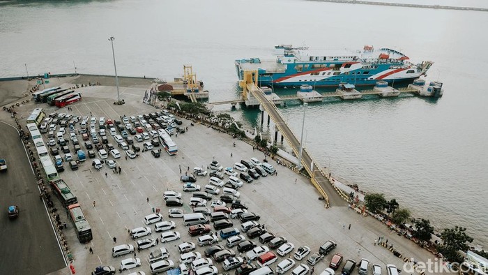 Arus Mudik di Pelabuhan Merak Landai, Begini Potretnya