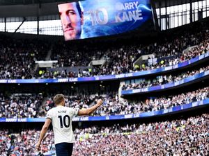 Dear Spurs, Ikhlaskan Saja Harry Kane