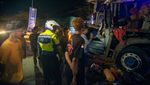 Bus Bintang Prima Tabrak Truk Kontainer di Trans Sulawesi