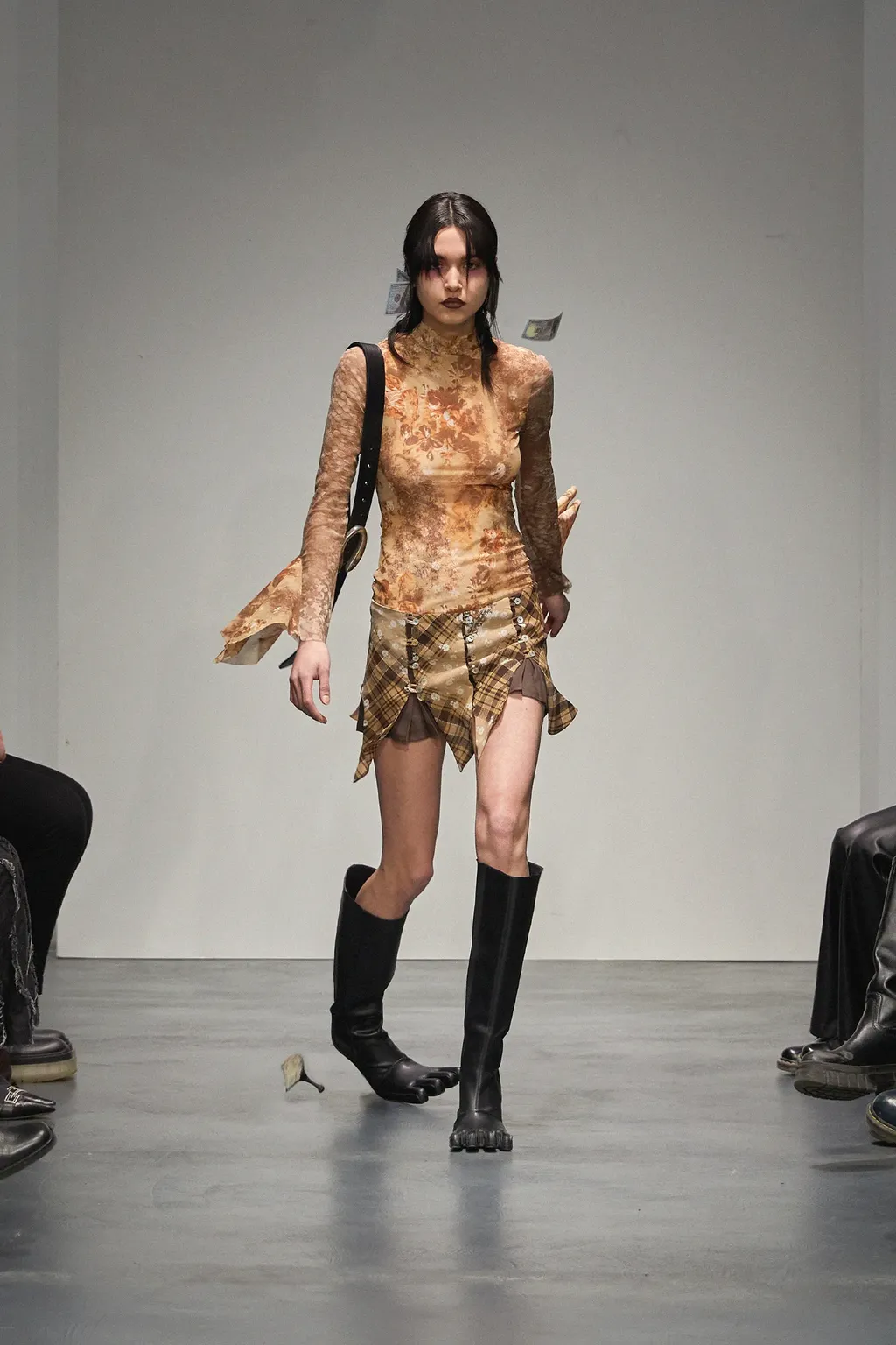 Koleksi Avavav Fall 2023 Koleksi Avavav Fall 2023