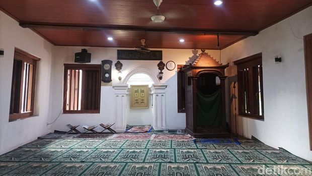 Langgar Tinggi