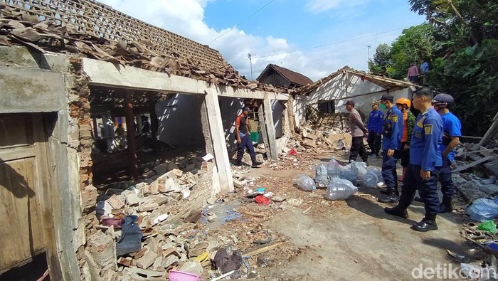 Kondisi terkini lokasi ledakan petasan di Dusun Kembang 1, Desa Jebengsari, Kecamatan Salaman, Kabupaten Magelang.