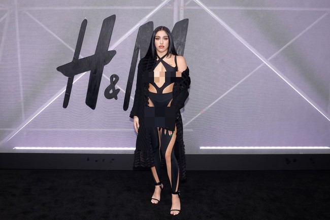 Inilah penampilan Lourdes saat menghadiri peluncuran koleksi kolaborasi desainer Mugler dengan H&M di Lexington 894, New York, 19 April 2023. Foto: Dok. Getty Images