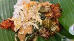 Mantap Sedap! Nasi Gudeg Pakai Sate Koyor di Resto Milik Anne Avantie