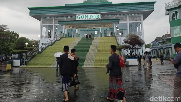 Masjid Jami Ponpes Gontor