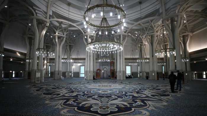 ROMA, ITALY - APRIL 11: A view of Grand Mosque of Rome, one of the largest mosques in Europe, in Italy ahead of Eid Al-Fitr which marks the end of the holy month of Ramadan on April 11, 2023. The Grand Mosque of Rome, serving since 1995, is established on an area of 30 thousand square meters. Muslims, living in Rome and its surrounding, gather at the Great Mosque of Rome during Eid Al-Fitr and Eid Al-Adha. (Photo by Baris Seckin/Anadolu Agency via Getty Images)