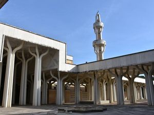 Melihat Masjid Agung Roma, Kebanggaan Muslim Italia