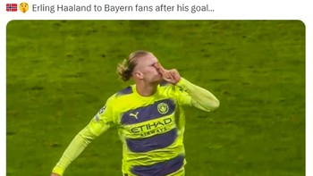 Gaya Erling Haaland usai bikin gol ke gawang Bayern Munich banyak di-share netizen di Twitter. Foto: (Twitter)