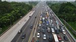 Penampakan dari Udara Arus Mudik Saat Contraflow di Tol Japek