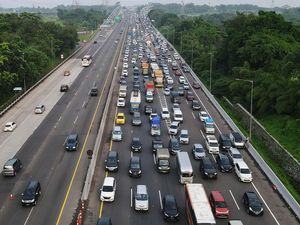 Awas Terjebak Macet! Puncak Arus Balik di Tol Dimulai Besok