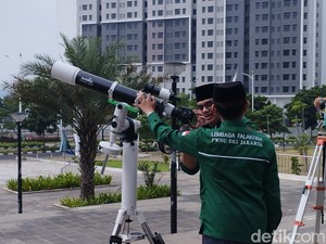 Gerhana Matahari di Jakarta Tertutup Awan, PWNU DKI: Kendala Cuaca
