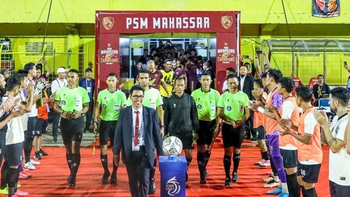 Seremoni pesta juara Liga 1 PSM Makassar di Stadion Gelora BJ Habibie, Parepare.