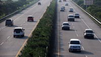 H-2 Lebaran, ruas tol Jombang-Mojokerto dari arah Surabaya dan Madiun terpantau ramai lancar. 