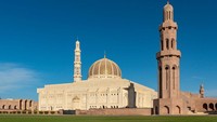 Oman telah mengumumkan Sabtu, 22 April 2023 sebagai hari pertama Idul Fitri, setelah tidak mungkin untuk melihat bulan sabit Syawal untuk tahun 1444 H. Petr Svarc/UCG/Universal Images Group/Getty Images
