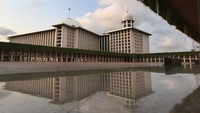 Bulan sabit atau hilal awal Syawal tidak terlihat pada Kamis, 20 April 2023 dari Indonesia. Hal ini menjadikan Sabtu, 22 April 2023 sebagai hari pertama Idul Fitri di negara ini. Eko Siswono Toyudho/Anadolu Agency/Getty Images 