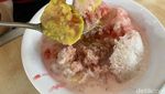 Es Teler Segar Pakai Sirup Durian yang Legit Ada di Sini