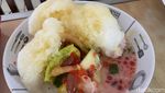Es Teler Segar Pakai Sirup Durian yang Legit Ada di Sini