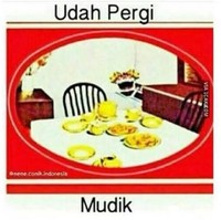 Ketika keluarga ikonik biskuit juga ikutan mudik. Jadi auto hilang cuma tinggal bangku dan kursinya aja nih.. Foto: 1cak.com