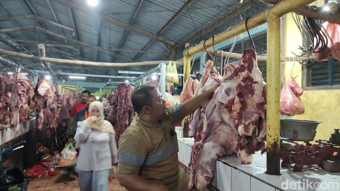 Harga daging sapi di Sidoarjo naik saat Lebaran