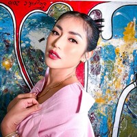 Operasi juga dilakukan guna meluruskan tulang hidungnya. Prosedur operasi dikerjakan pada 13 April 2023. Foto: Instagram/@inijedar