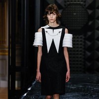 Inilah koleksi terbaru Louis Vuitton Fall/Winter 2023. Foto: Richard Bord/ Getty Images.