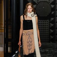 Inilah koleksi terbaru Louis Vuitton Fall/Winter 2023. Foto: Richard Bord/ Getty Images.