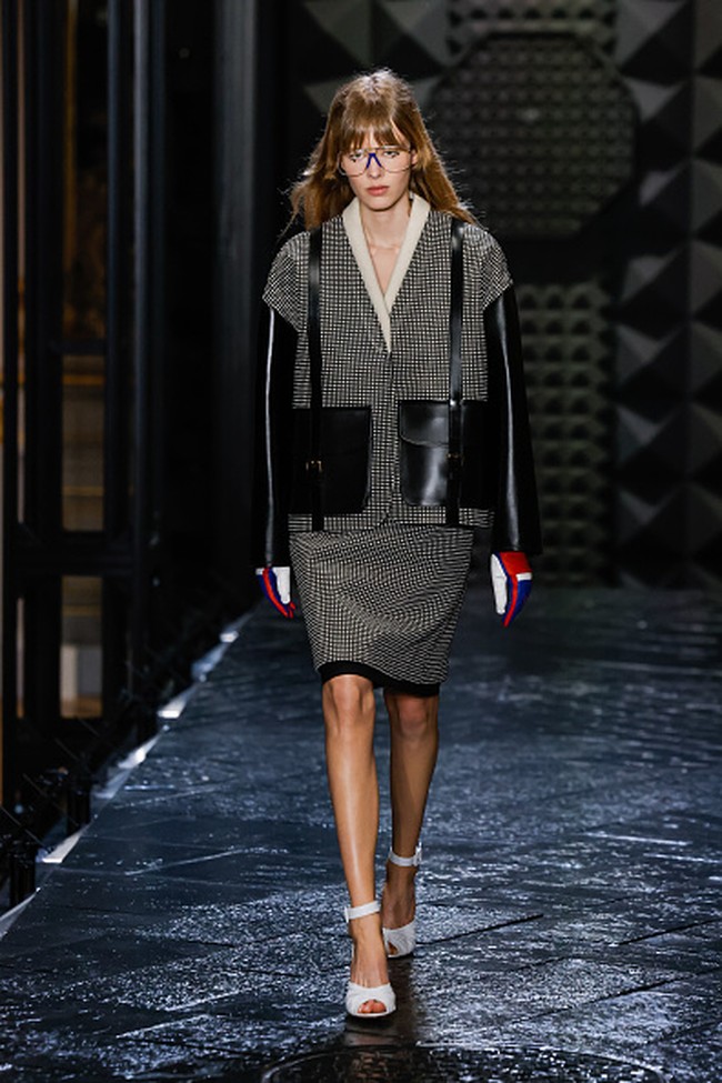 Inilah koleksi terbaru Louis Vuitton Fall/Winter 2023. Foto: Richard Bord/ Getty Images.