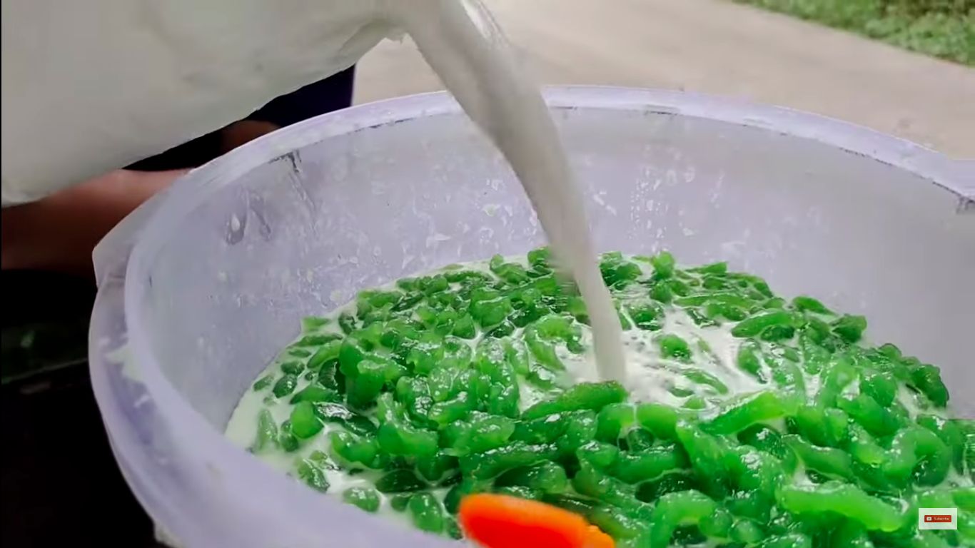 Mantan wartawan sukses jualan es cendol dawet