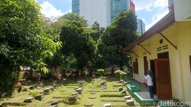 Masjid Hidayatullah Karet Semanggi