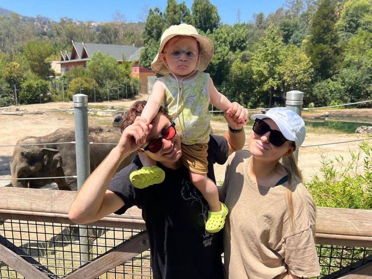 7 Potret Meghan Trainor Pangkas 27 Kg Pasca Lahiran, Bikin Pangling!