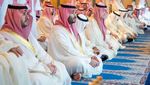Momen Raja Salman Salat Idul Fitri di Istana Al-Salam