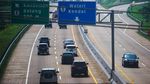 One Way Disetop, Begini Suasana Arus Mudik di Tol Batang-Semarang