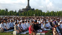 Di Bali, salah satu lokasi salat Idul Fitri berada di Lapangan Puputan Margarana, Denpasar, Bali, Jumat (21/4/2023). Antara Foto/Nyoman Hendra Wibowo.