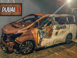 Via Vallen Putuskan Jual Bangkai Mobil yang Dibakar Penggemar
