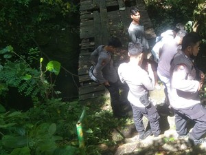 Lansia Asal Jerman Jatuh di Tebing Air Terjun Kerta Gangga, Patah Tulang