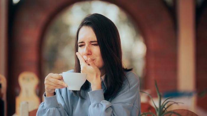 Mengenal Karies Gigi, Kerusakan Jaringan Gigi Penyebab Gigi Berlubang