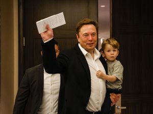 Elon Musk Klarifikasi Soal Kelahiran Anaknya yang ke-12