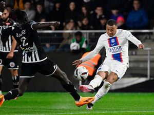 Mbappe Bawa PSG Menang 2-1 Melawan Angers