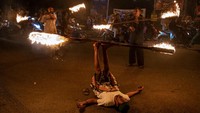 Muslim di seluruh dunia merayakan Idul Fitri setelah sebulan lamanya berpuasa. 