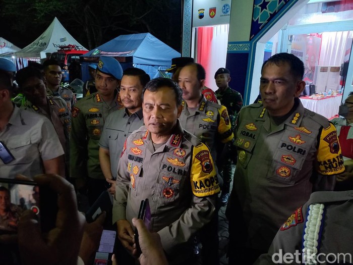Kapolda Jateng Irjend Ahmad Luthfi di Posyan Benteng Vestenberg Solo, Jumat (21/4/2023) malam.
