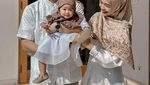 Keseruan Ria Ricis Buka Hampers Lebaran Bareng Teuku Ryan dan Moana