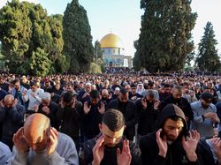 Niat Sholat Idul Fitri Imam dan Makmum Dilengkapi Tata Cara