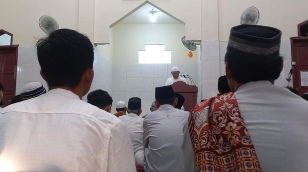 Masjid Al Maming di Dusun Ceplukan, Desa Wonorejo, Kecamatan Gondangrejo, Karanganyar.